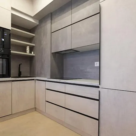 Grand Vardar Premium, Lux *